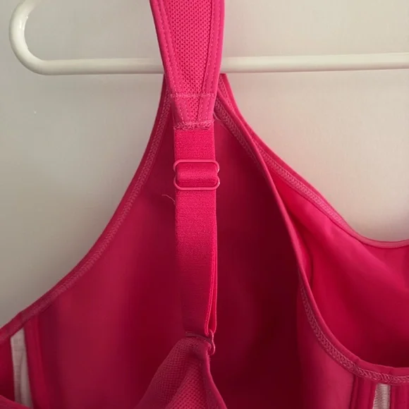 Moving Comfort Maia sports bra 42DD - Picture 8 of 12